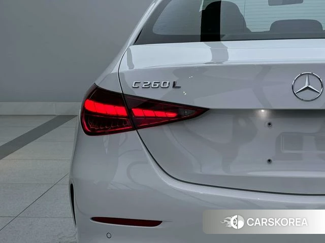 Mercedes-Benz Class C 2026 Белый из Китая, фото 2