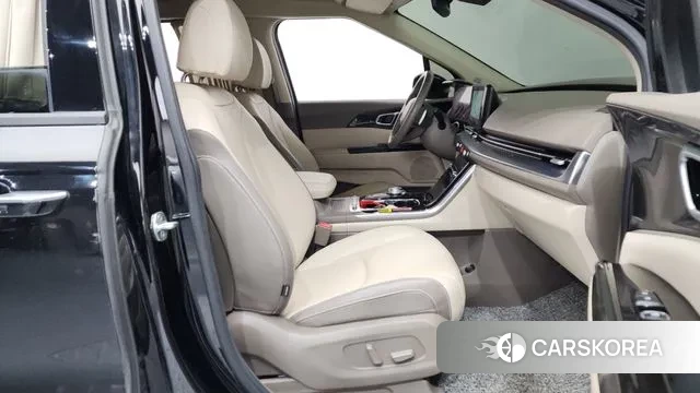 Kia Carnival 4th generation 2022 Черный из Кореи, фото 2