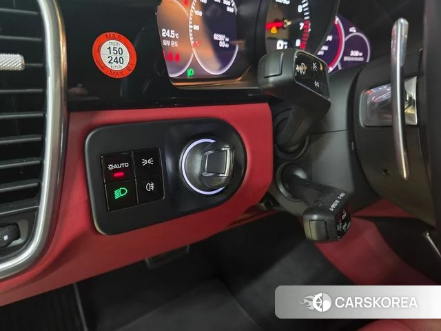 Porsche Cayenne (PO536) 2021 Белый из Кореи, фото 2