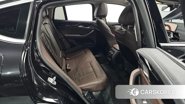 BMW X4 (F26) 2018 Черный из Кореи, фото 2