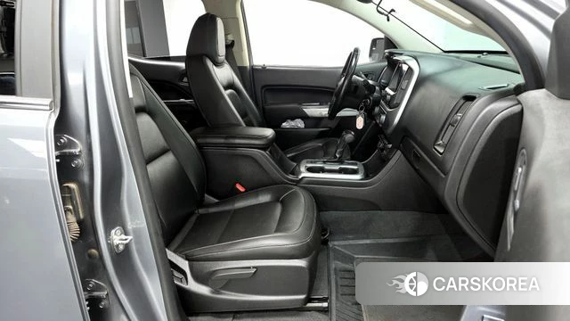 Chevrolet (GM Daewoo) Real New Colorado 2021 Серый из Кореи, фото 2