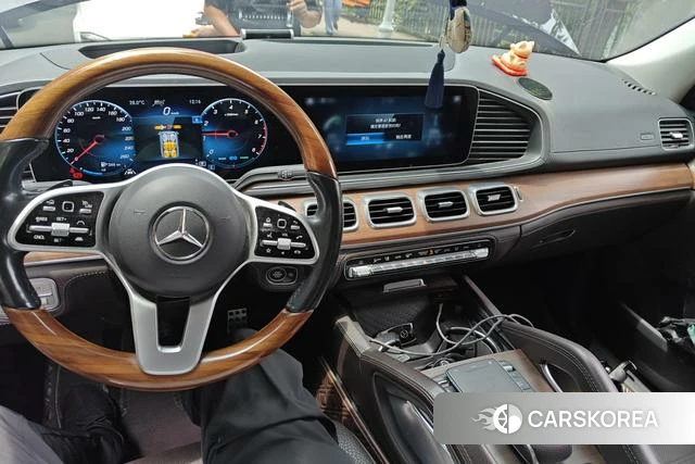 Mercedes-Benz GLS 2021 Черный из Китая, фото 2