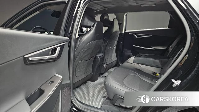 Kia EV6 2022 Черный из Кореи, фото 2