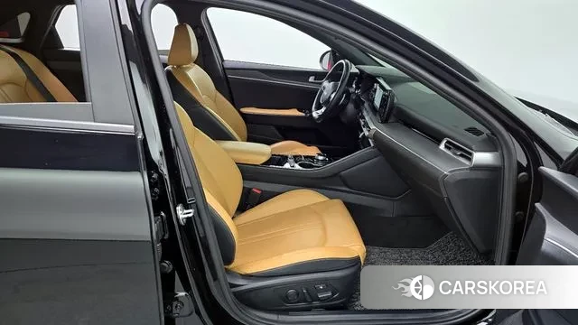 Kia K5 3rd generation 2022 Черный из Кореи, фото 2