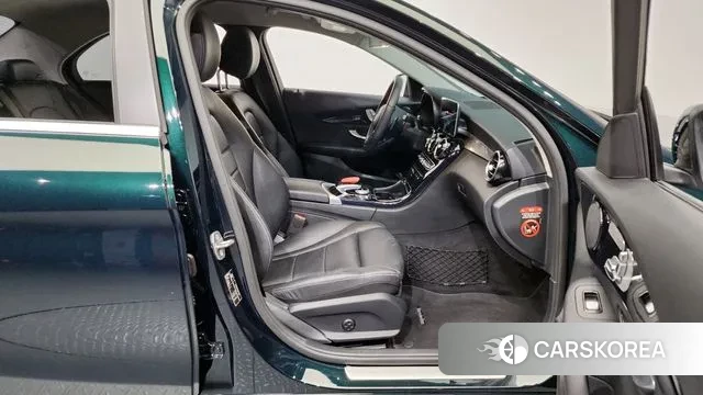 Mercedes-Benz C-Class W205 2019 Светло-зеленый из Кореи, фото 2