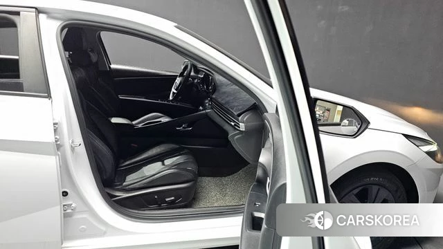 Hyundai Avante (CN7) 2022 Белый из Кореи, фото 2