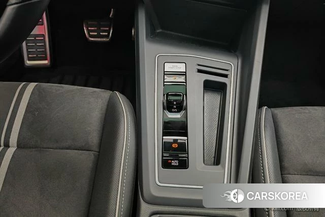 Volkswagen Golf 2022 Белый из Китая, фото 2