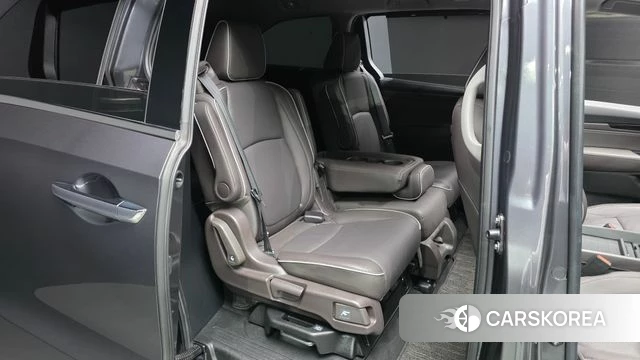 Honda Odyssey 2023 Серый из Кореи, фото 2