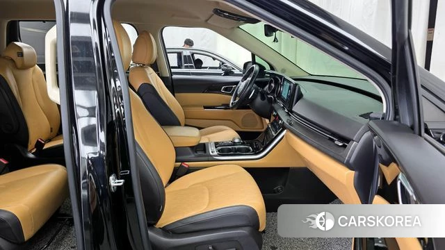 Kia Carnival 4th generation 2022 Черный из Кореи, фото 2