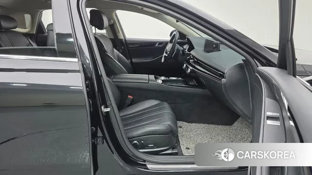 Genesis G80 (RG3) 2022 Черный из Кореи, фото 2