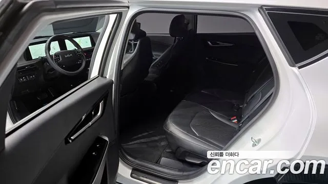 Kia EV6 2022 Белый из Кореи, фото 2