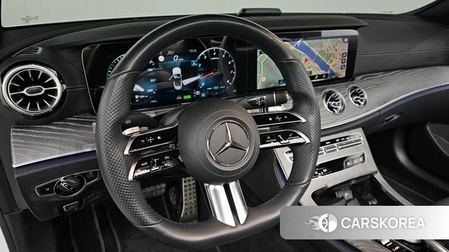 Mercedes-Benz E-Class W213 2021 Белый из Кореи, фото 2