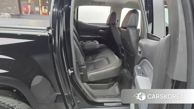 Chevrolet (GM Daewoo) Real New Colorado 2021 Черный из Кореи, фото 2