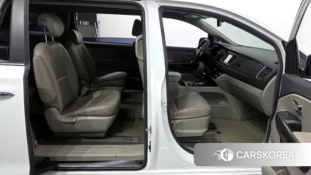 Kia The New Carnival 2020 Белый из Кореи, фото 2