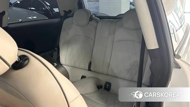 Mini Cooper S 2022 Серебряный из Кореи, фото 2