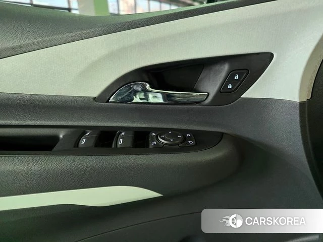 Chevrolet (GM Daewoo) Bolt EV 2021 Белый из Кореи, фото 2