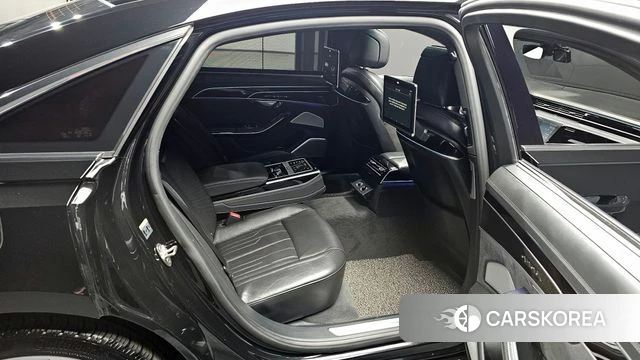 Audi A8 (D5) 2020 Черный из Кореи, фото 2