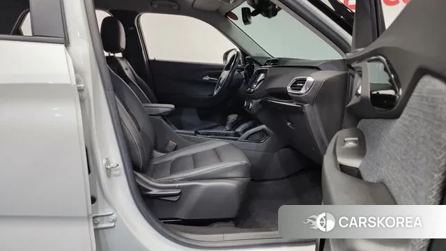 Chevrolet (GM Daewoo) Trailblazer 2021 Белый из Кореи, фото 2