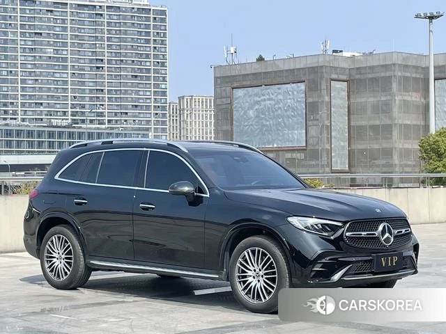 Mercedes-Benz GLC 2024 Черный из Китая, фото 2
