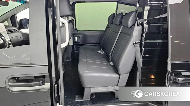 Hyundai Staria 2025 Черный из Кореи, фото 2