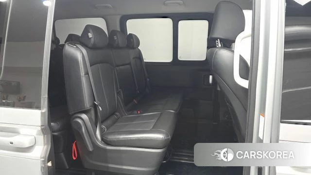 Hyundai Staria 2021 Серебряный из Кореи, фото 2