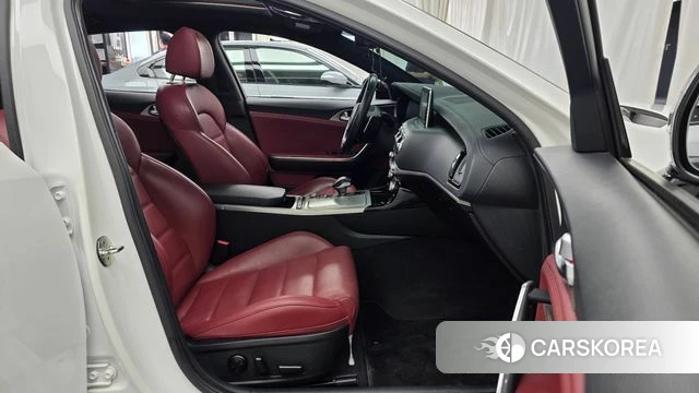 Kia Stinger 2019 Белый из Кореи, фото 2