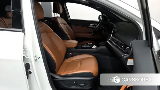 Kia Sportage 5th Generation Hybrid 2022 Белый из Кореи, фото 2