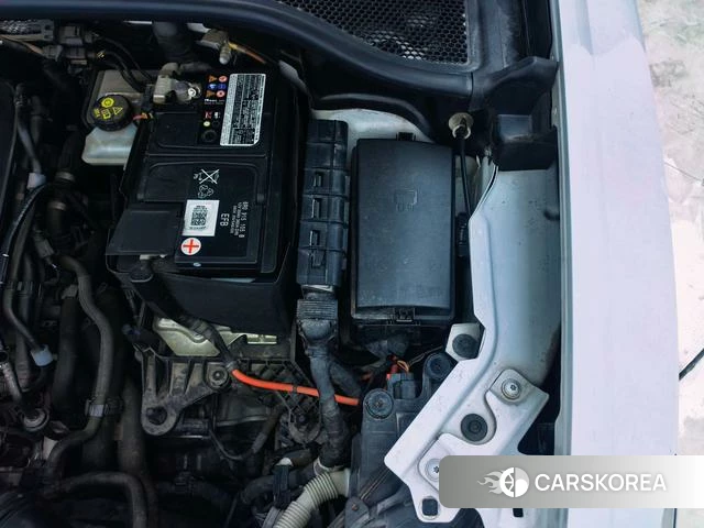 Audi Q3 2022 Белый из Китая, фото 2