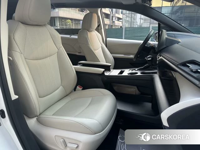 Toyota Grevia 2025 Белый из Китая, фото 2