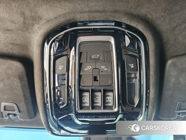 Jeep Grand Cherokee (WL) 2021 Серебряный из Кореи, фото 2