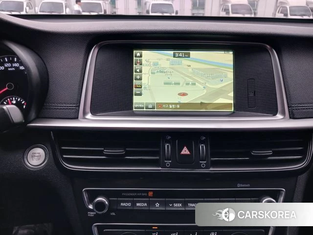 Kia The New K5 2nd generation 2018 Белый из Кореи, фото 2