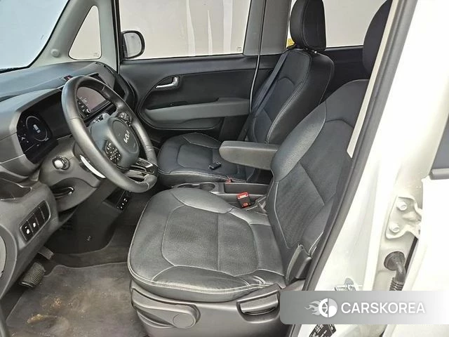 Kia The New Kia Ray EV 2023 Белый из Кореи, фото 2