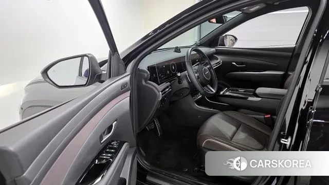 Hyundai The New Tucson (NX4) 2024 Черный из Кореи, фото 2