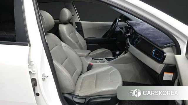 Kia Niro 2018 Белый из Кореи, фото 2