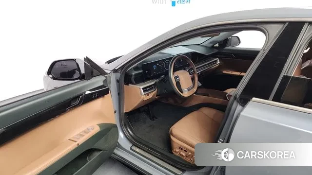 Hyundai Grandeur Hybrid (GN7) 2023 Серебристо-серый из Кореи, фото 2