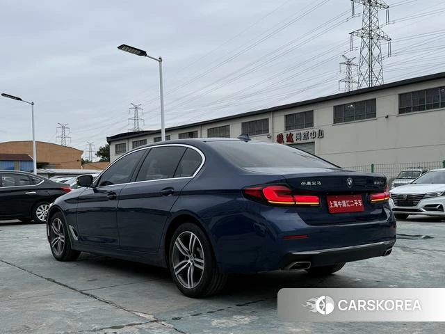 BMW 5 series 2022 Синий из Китая, фото 2