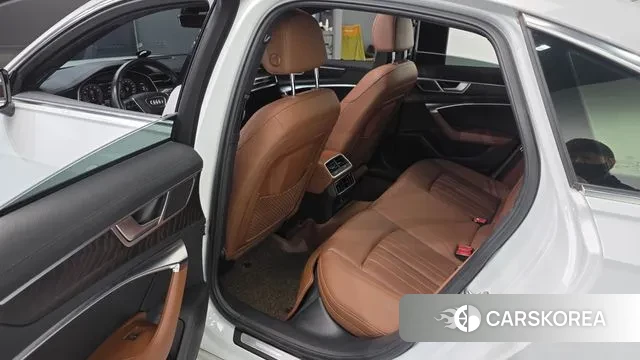 Audi A6 (C8) 2019 Белый из Кореи, фото 2