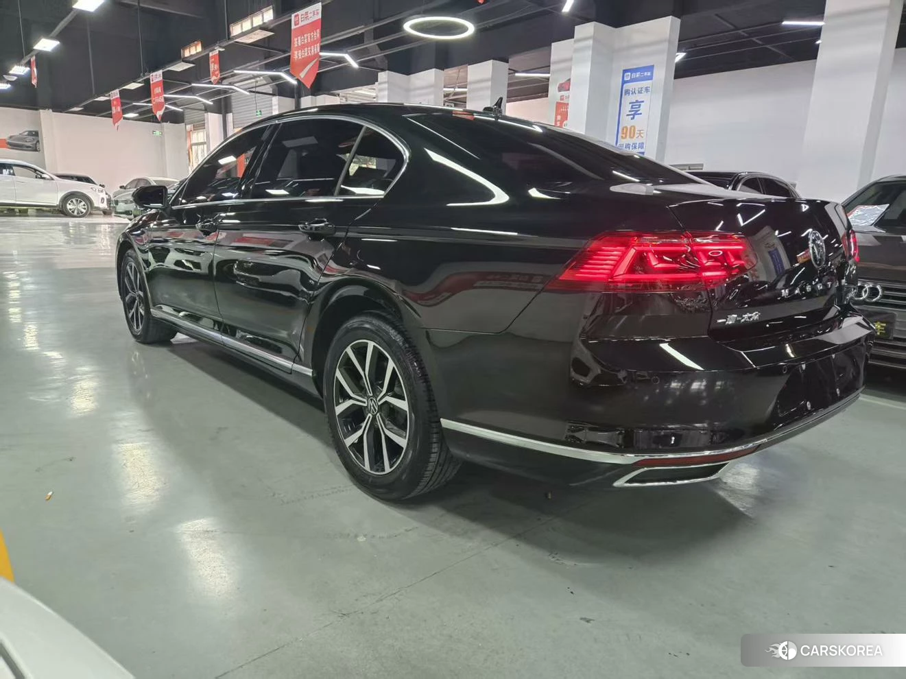 Volkswagen Magotan 2019 Черный из Китая, фото 2