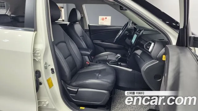 Ssangyong The New Tivoli 2023 Белый из Кореи, фото 2