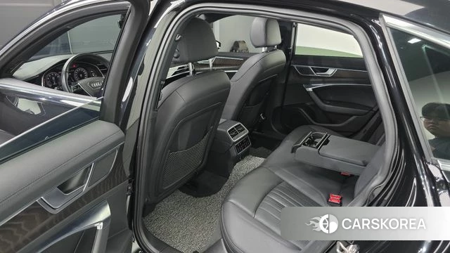 Audi A6 (C8) 2019 Черный из Кореи, фото 2