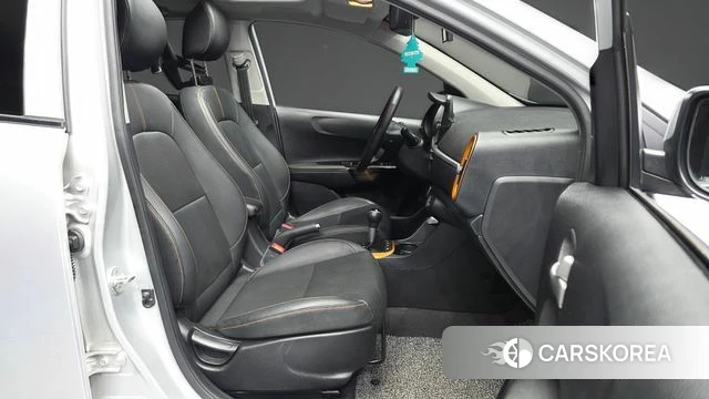 Kia Morning Urban (JA) 2021 Серебряный из Кореи, фото 2