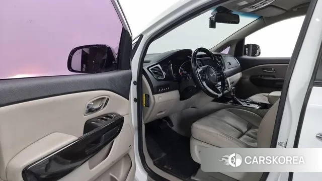 Kia The New Carnival 2018 Белый из Кореи, фото 2