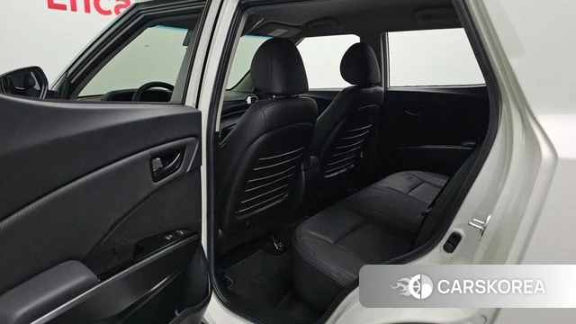 Ssangyong The New Tivoli Air 2023 Белый из Кореи, фото 2