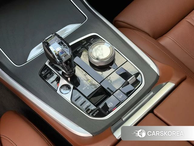 BMW X7 2022 Черный из Китая, фото 2