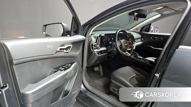 Kia Sportage 5th Generation Hybrid 2023 Серый из Кореи, фото 2