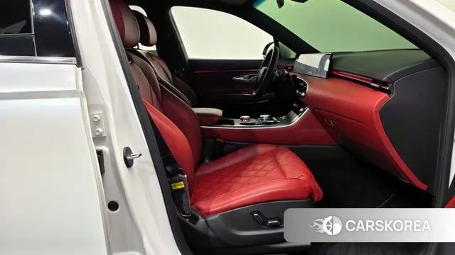 Genesis GV70 2024 Белый из Кореи, фото 2