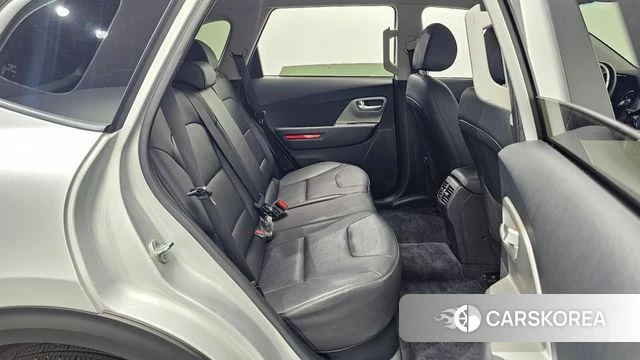 Kia Niro Plus 2022 Серебряный из Кореи, фото 2