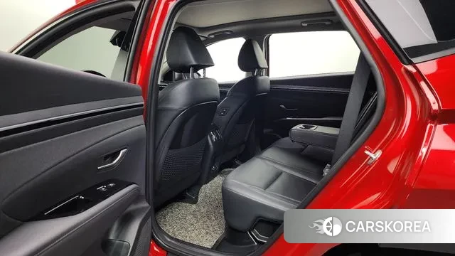 Hyundai Tucson Hybrid (NX4) 2021 Красный из Кореи, фото 2