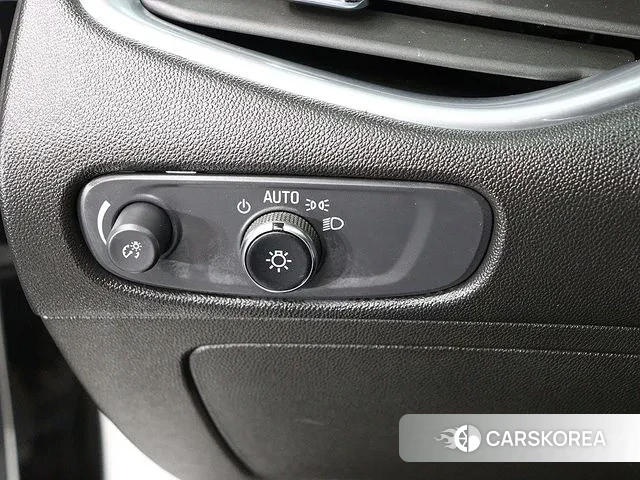 Chevrolet (GM Daewoo) All New Malibu 2018 Жемчужный цвет из Кореи, фото 2