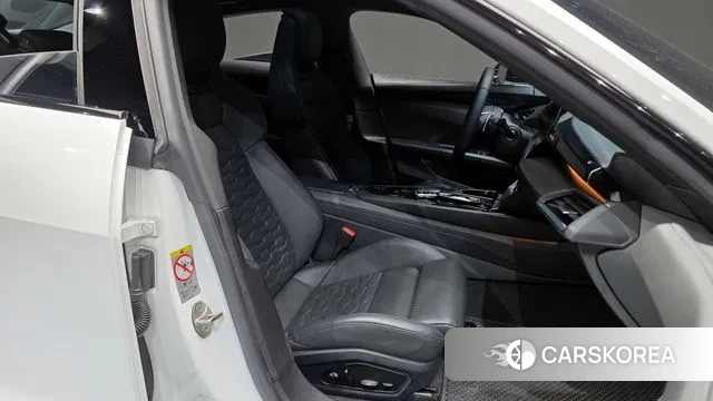 Audi e-Tron GT 2021 Белый из Кореи, фото 2